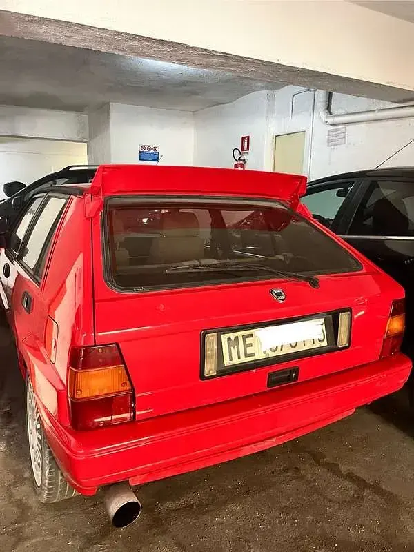 Usata Lancia Delta 196 CV (144 kW) 1990 Rosso Utilitaria
