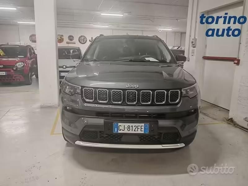 Usata Jeep Compass Limited 190 CV (139 kW) 2022 Grigio SUV