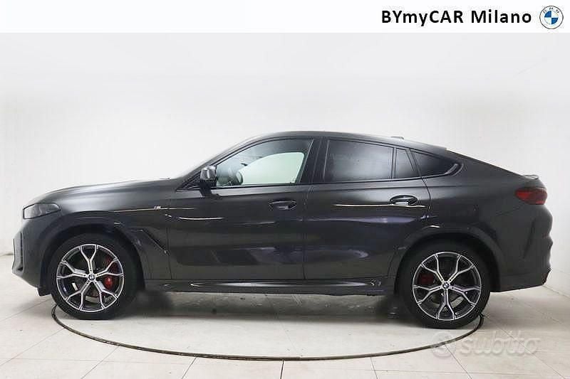 Usata BMW X6 M Sport 297 CV (218 kW) 2024 Grigio SUV