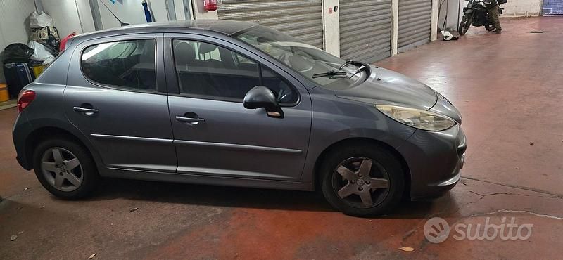 Usata Peugeot 207 2009 Grigio Berlina