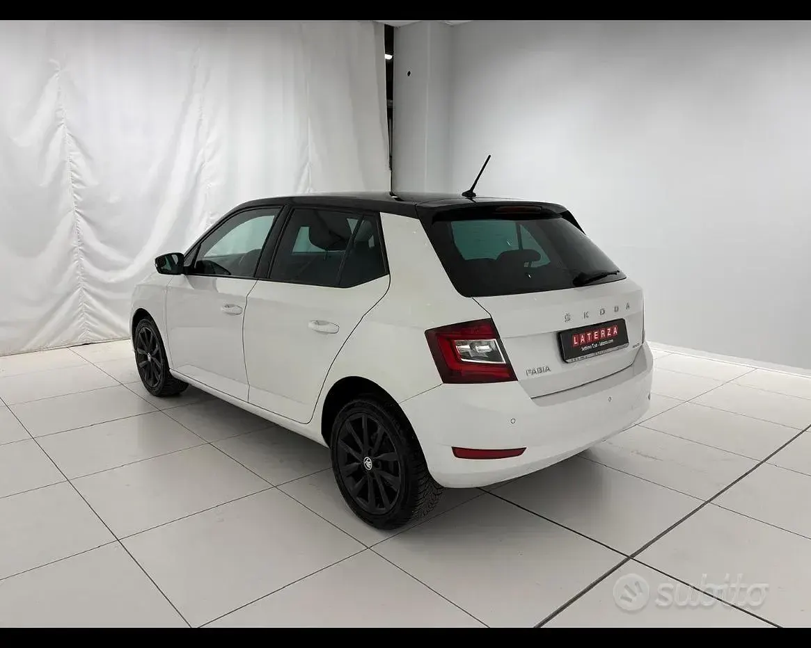 Usata Skoda Fabia 60 CV (44 kW) 2020 Bianco Utilitaria