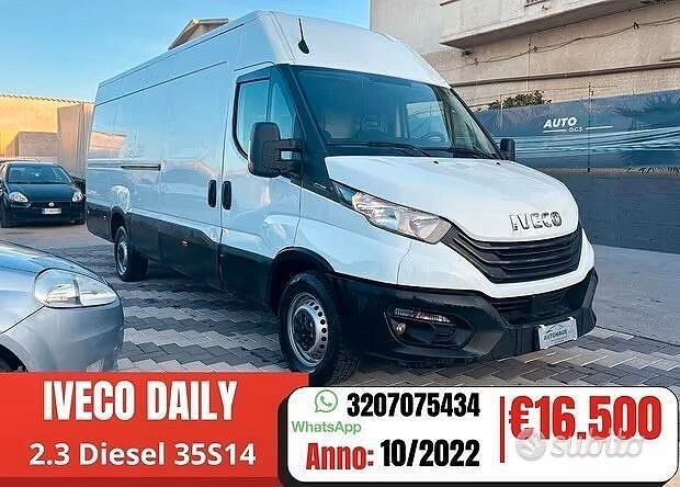 Bianco Usata 2022 Iveco Daily Berlina | 16.500 € (Super prezzo) - Immagine 1/4
