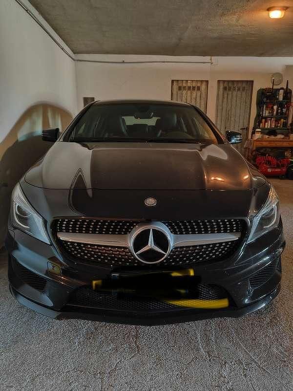 Usata Mercedes CLA200 136 CV (100 kW) 2016 Nero Station wagon