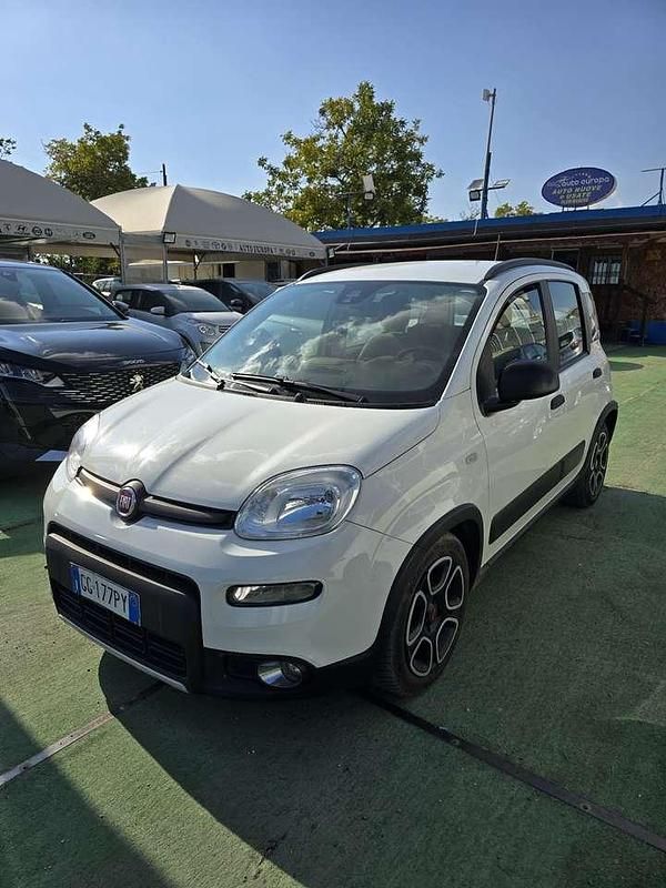 Bianco Usata 2021 Fiat Panda S Due volumi | 10.000 € (Buon prezzo) - Immagine 1/4