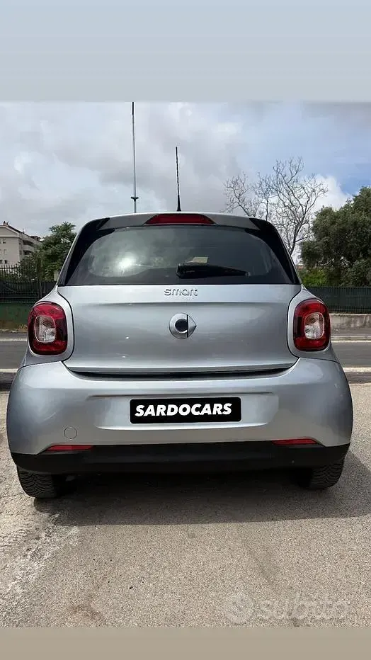 Usata Smart ForFour Prime 71 CV (52 kW) 2018 Grigio Utilitaria