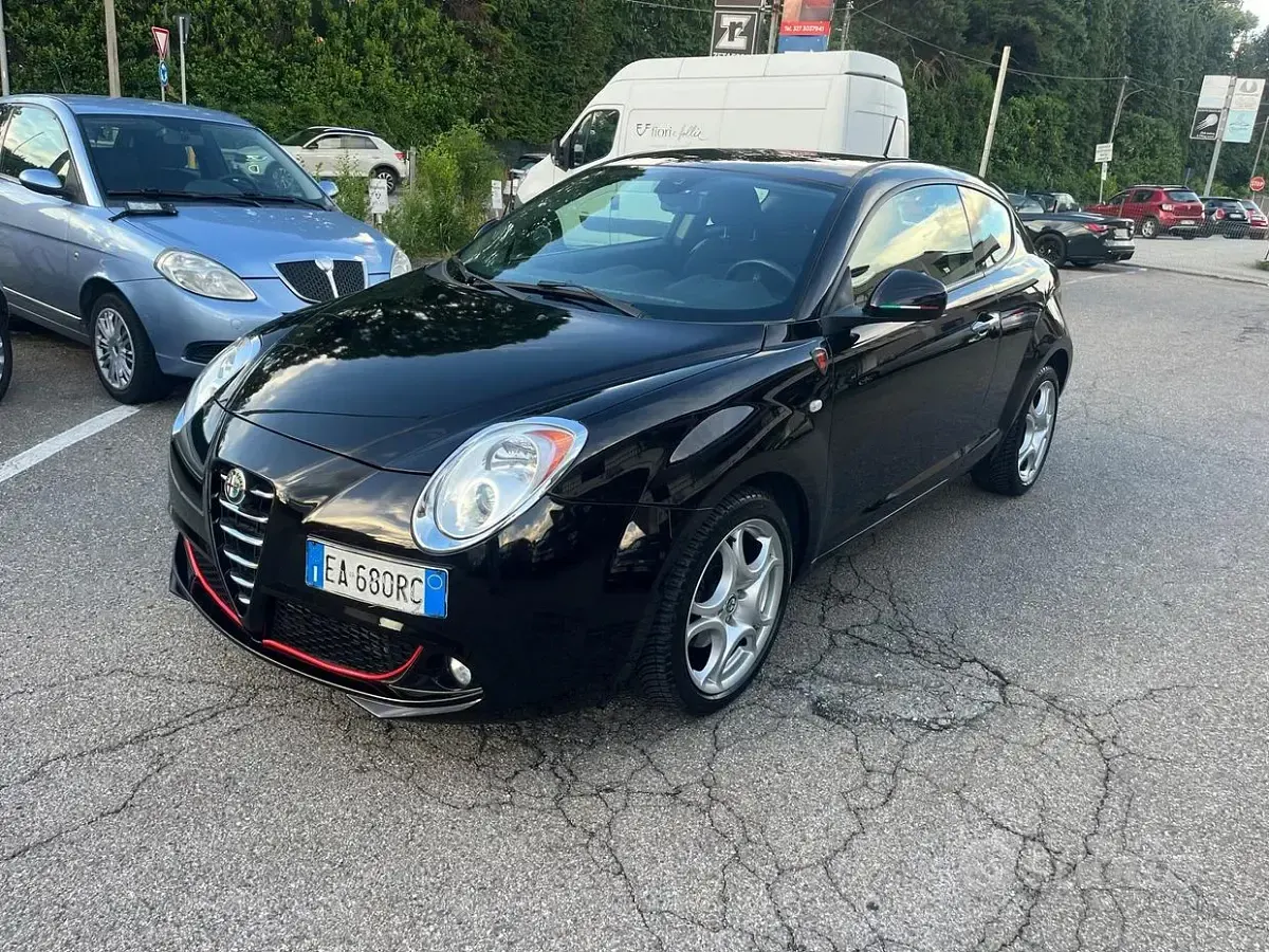 Usata Alfa Romeo MiTo 135 CV (99 kW) 2010 Nero Utilitaria