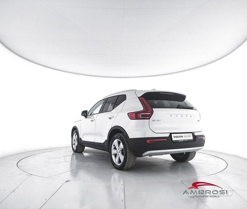 Usata Volvo XC40 Core 163 CV (119 kW) 2025 Bianco SUV