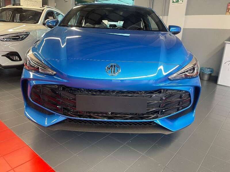 Nuova MG MG3 Luxury 265 CV (194 kW) 2025 Blu Utilitaria