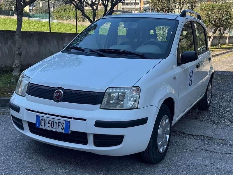 Usata Fiat Panda Active 54 CV (39 kW) 2006 Bianco Utilitaria