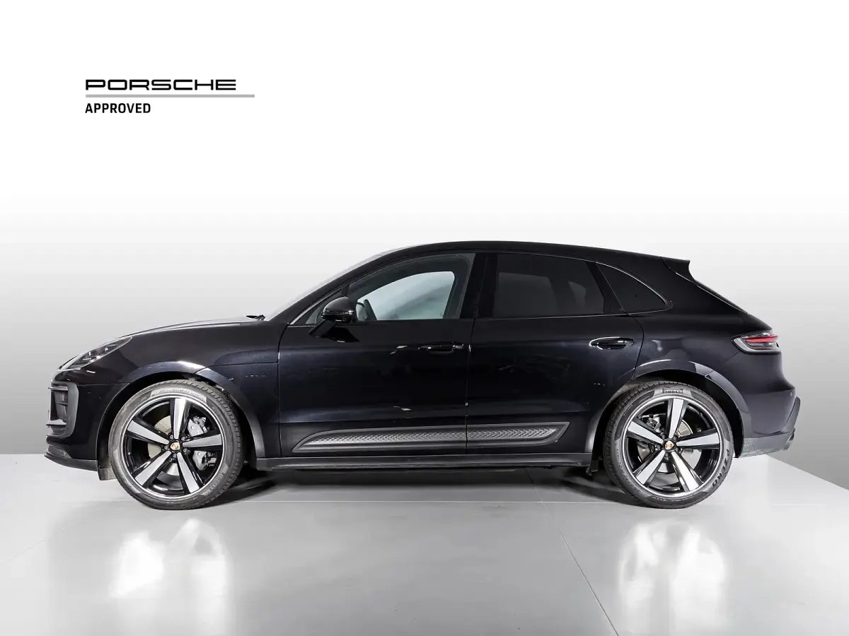 Usata Porsche Macan 265 CV (194 kW) 2024 Nero jet metallizzato SUV