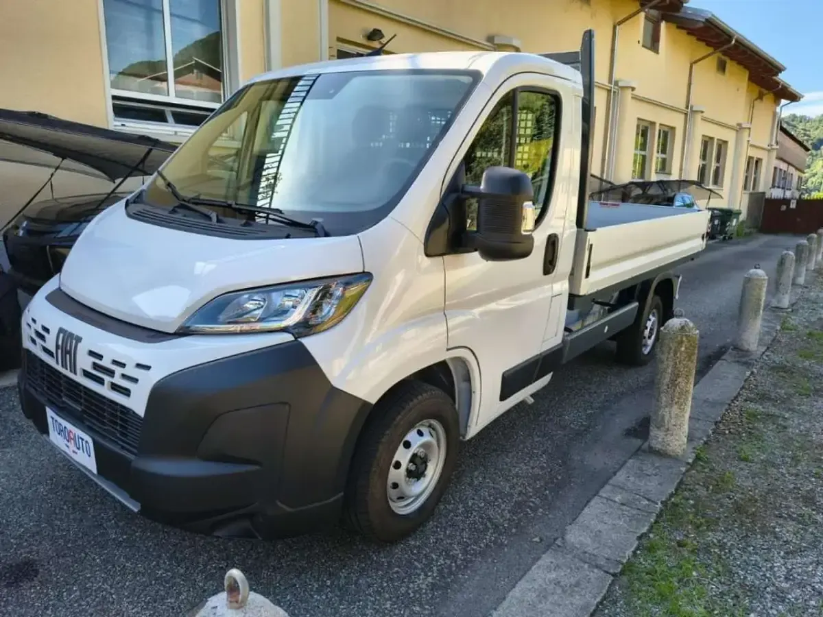 Usata Fiat Ducato 120 CV (88 kW) 2024 Bianco Furgone