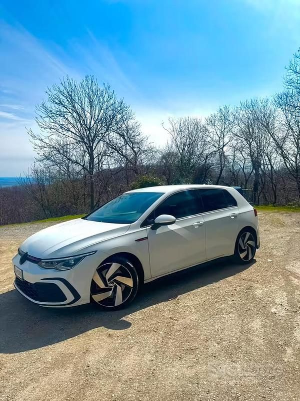 Usata VW Golf VII GTI 245 CV (180 kW) 2021 Bianco Utilitaria