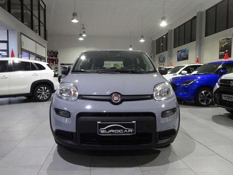 Grigio Usata 2023 Fiat Panda S Due volumi | 9990 € (Ottimo prezzo) - Immagine 1/4