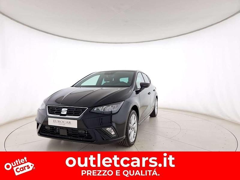 Nero midnight Nuova 2025 Seat Ibiza FR Tre volumi | 20.900 € (Cara) - Immagine 1/4