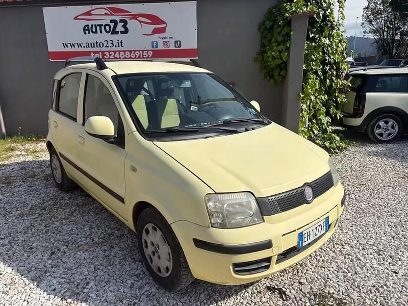 Usata Fiat Panda Emotion 69 CV (50 kW) 2011 Giallo Utilitaria
