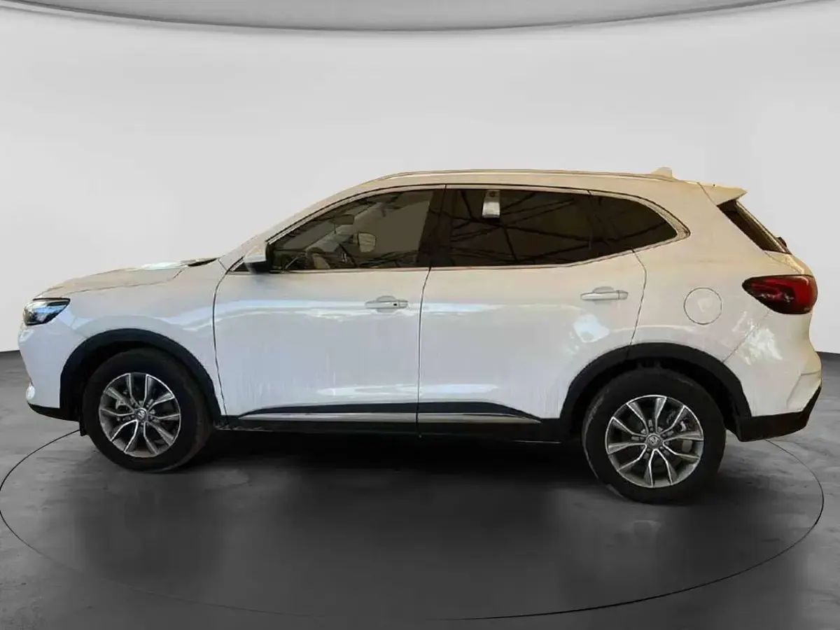 Usata MG HS Comfort 162 CV (119 kW) 2023 Bianco SUV