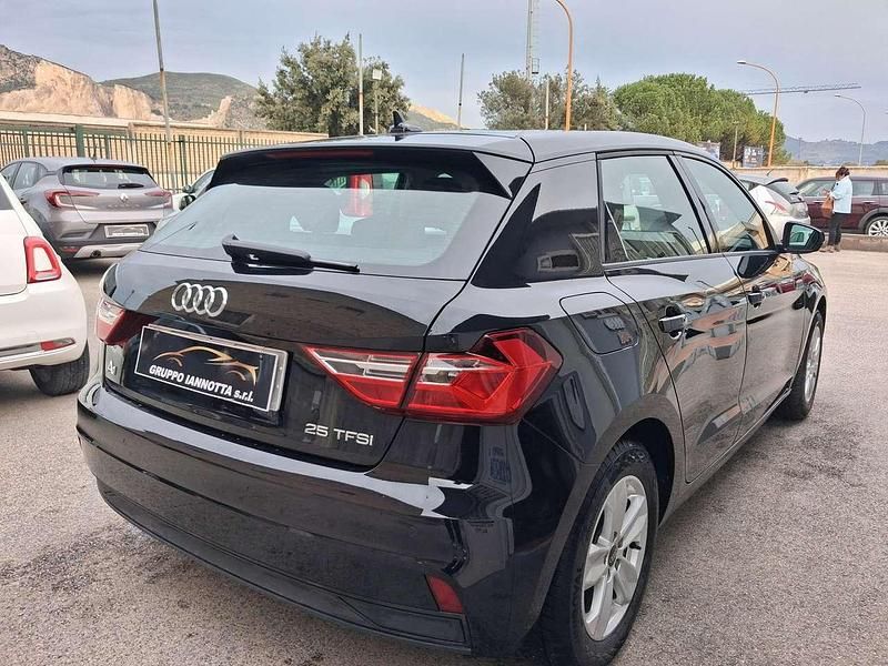 Usata Audi A1 Ambiente 95 CV (69 kW) 2023 Nero Berlina