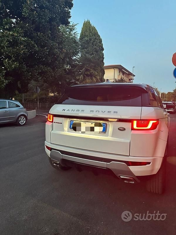 Usata Land Rover Range Rover evoque 150 CV (110 kW) 2018 Bianco SUV