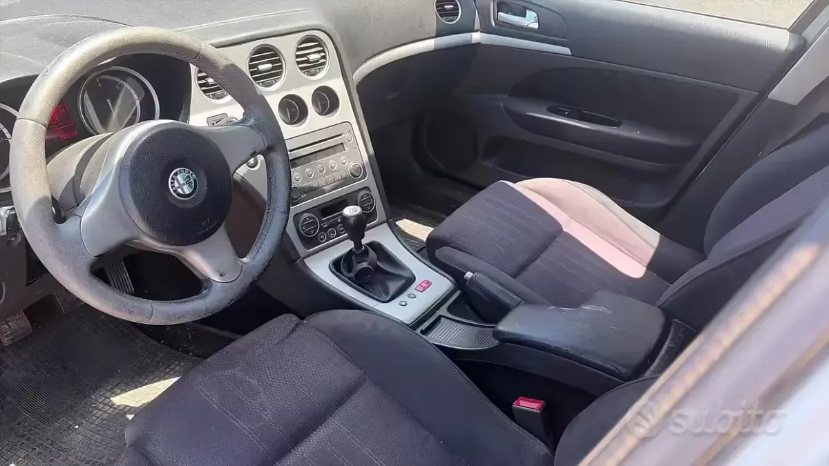 Usata Alfa Romeo 159 150 CV (110 kW) 2007 Grigio Station wagon