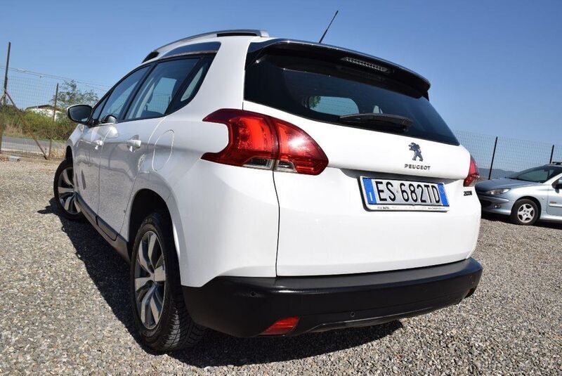 Usato 2013 Peugeot 2008 1.2 LPG_Hybrid 83 CV (10.900 €)