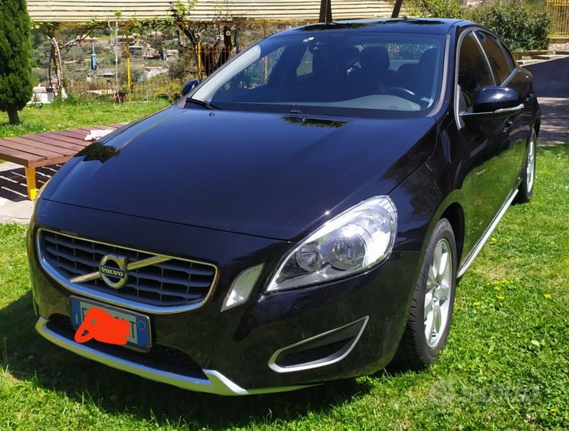 Usata 2011 Volvo S60 Kinetic Tre volumi | 6800 € (Buon prezzo) - Immagine 1/4