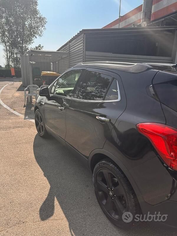Usata Opel Mokka 131 CV (96 kW) 2014 Nero SUV
