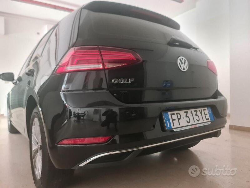 Usato 2018 VW Golf Diesel (16.300 €)
