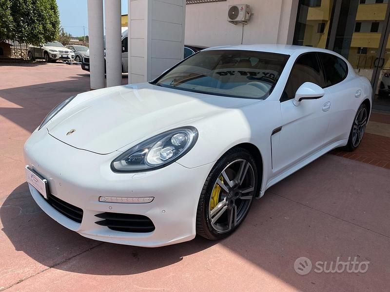 Usata Porsche Panamera 250 CV (183 kW) 2014 Bianco Berlina