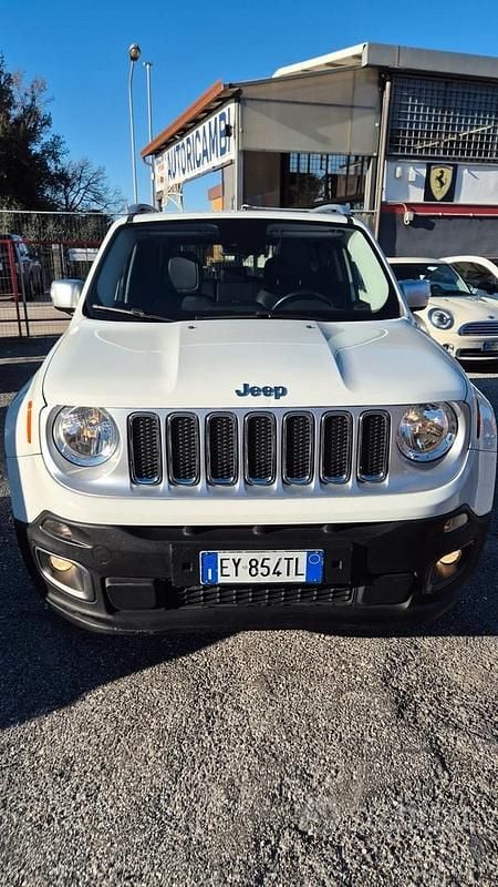 Usata Jeep Renegade Trailhawk 170 CV (125 kW) 2015 Bianco SUV