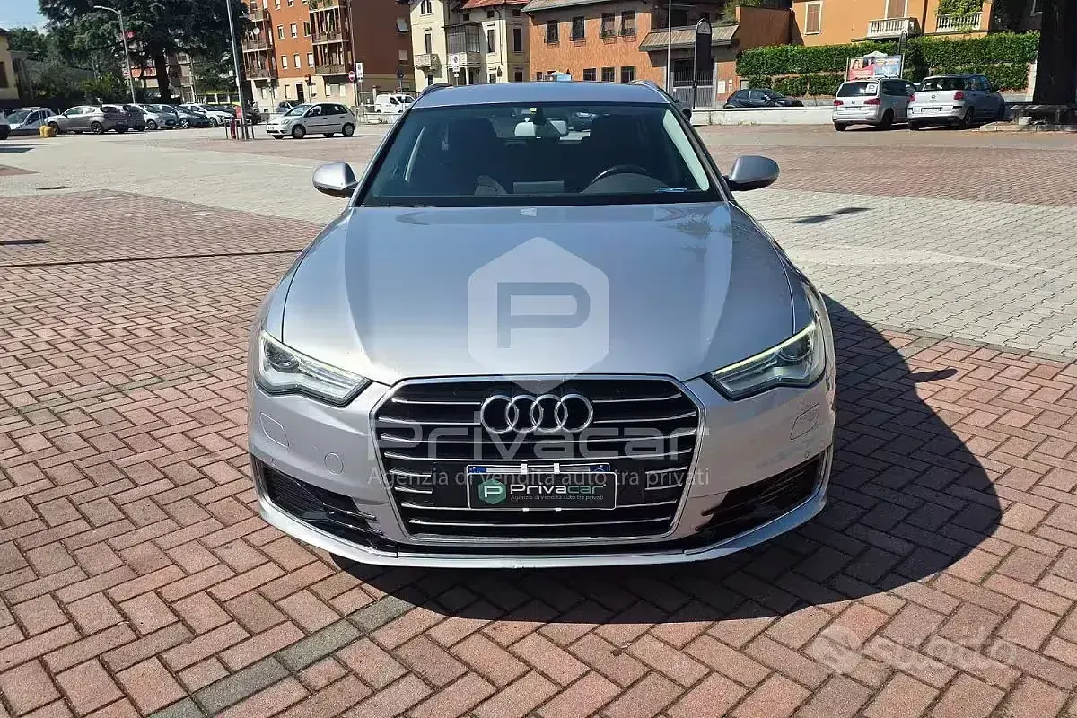 Usata Audi A6 Business Plus 190 CV (139 kW) 2015 Grigio Station wagon