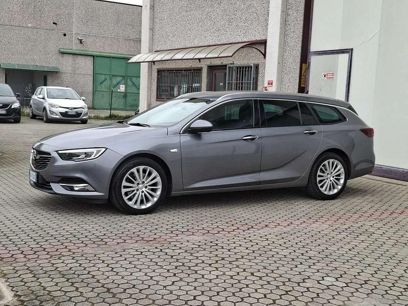 Usata Opel Insignia Innovation 136 CV (100 kW) 2019 Grigio Station wagon