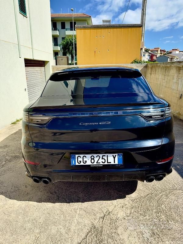 Usata Porsche Cayenne Coupe GTS 2021 Nero Coupé