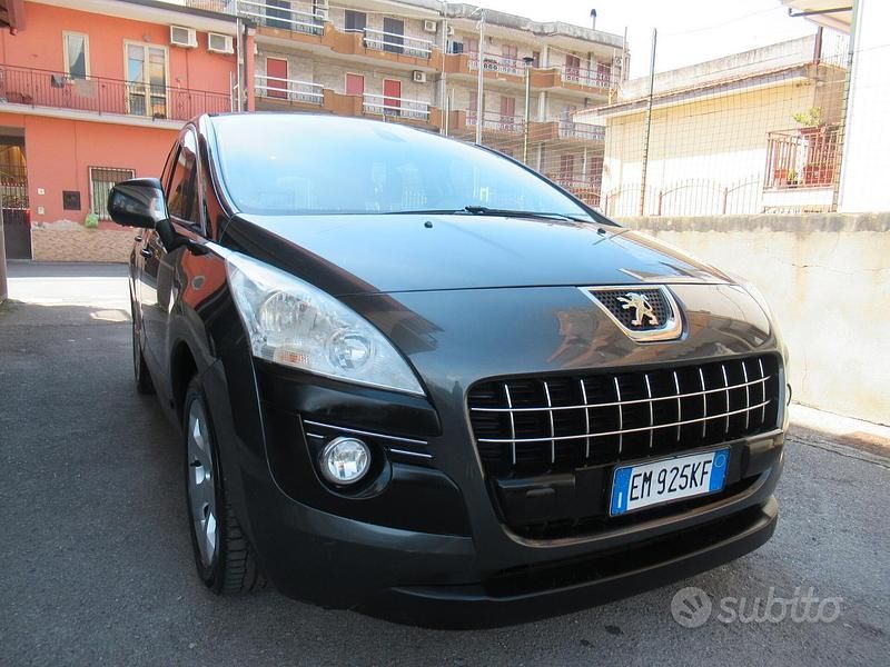 Usata Peugeot 3008 Allure 112 CV (82 kW) 2012 Grigio Station wagon
