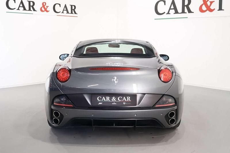 Usata Ferrari California 460 CV (338 kW) 2011 Grigio Cabrio