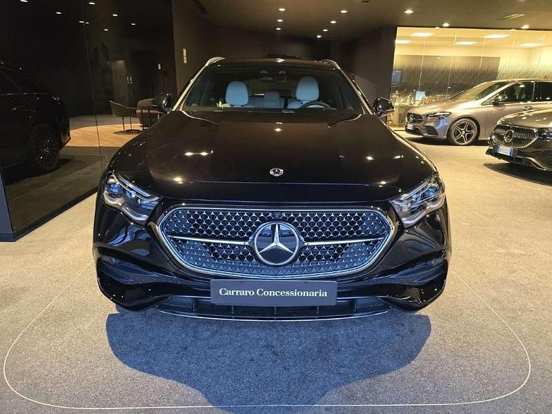 Nuova Mercedes E220 197 CV (144 kW) 2026 Nero ossidiana Station wagon