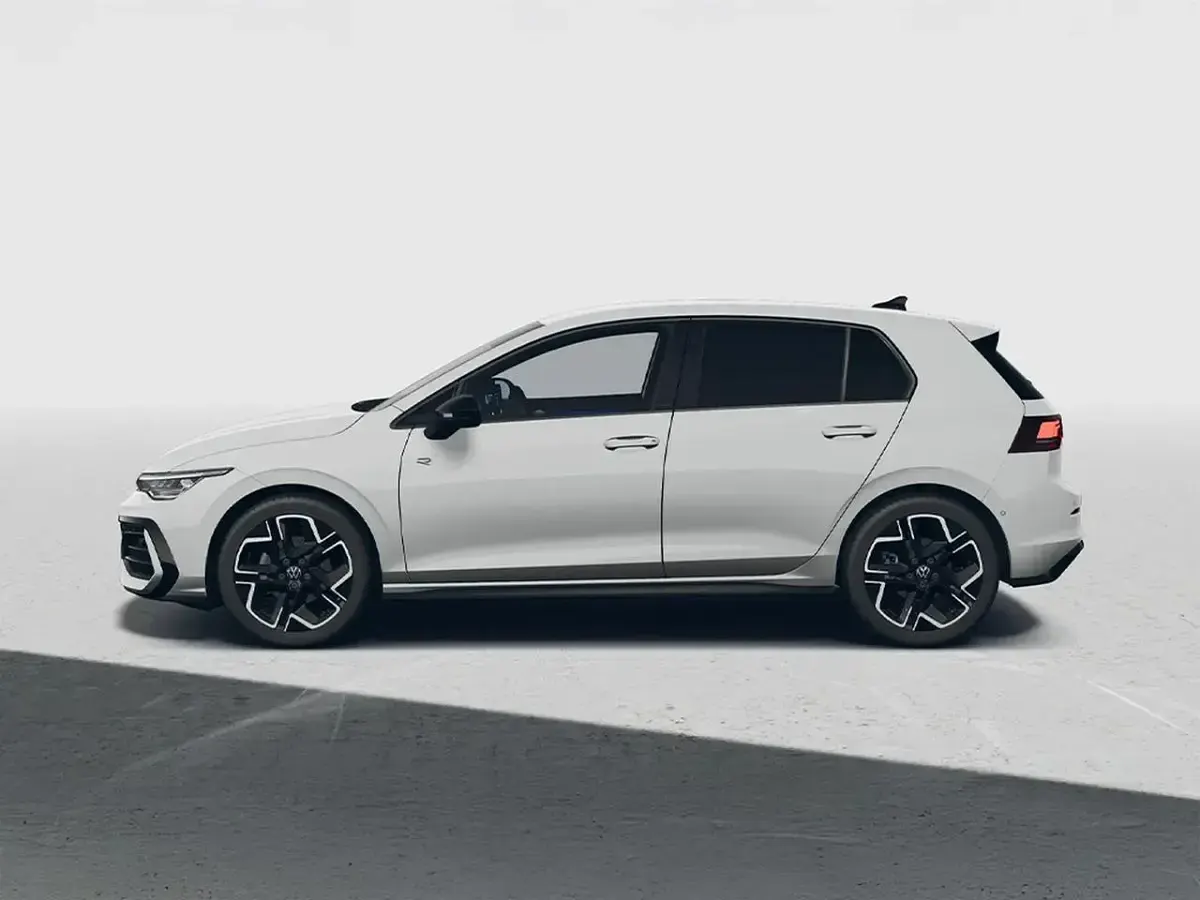 Nuova VW Golf VIII R-line Plus 149 CV (109 kW) 2026 Bianco Berlina