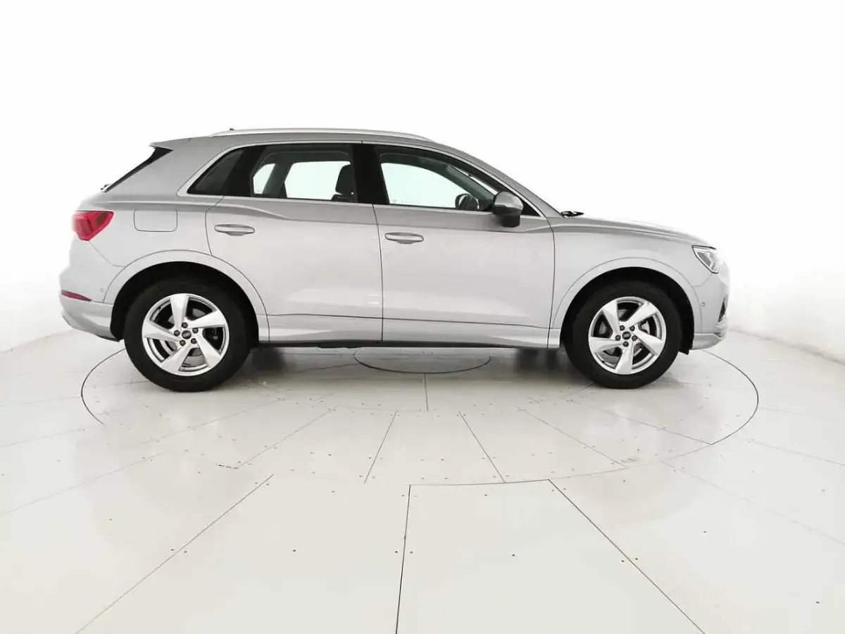Usata Audi Q3 Advanced Plus 150 CV (110 kW) 2024 Argento SUV