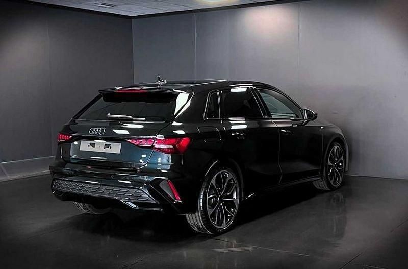 Nuova Audi A3 e-tron S-Line 150 CV (110 kW) 2025 Nero Utilitaria