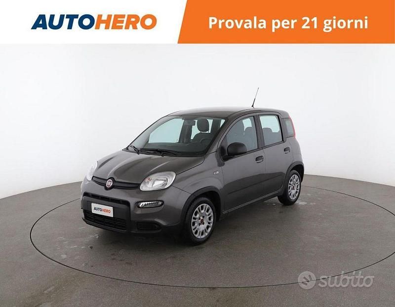 Grigio Usata 2022 Fiat Panda S Tre volumi | 11.499 € (Buon prezzo) - Immagine 1/2