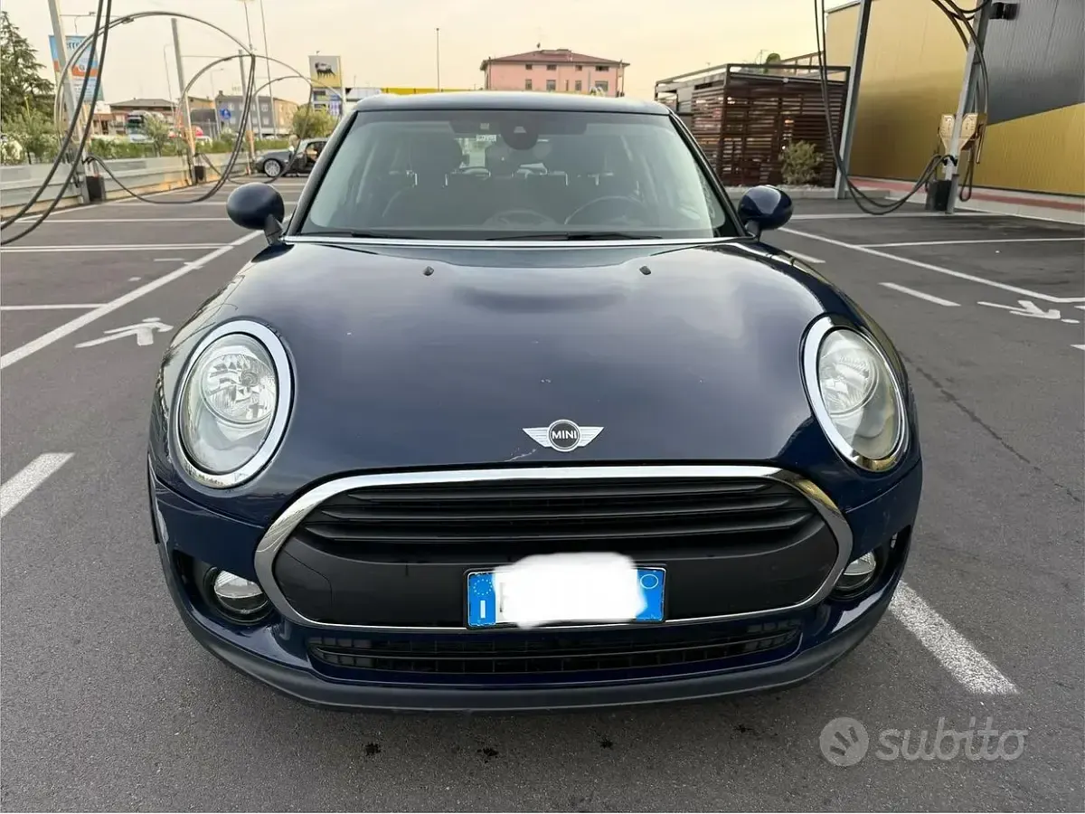 Usata Mini Clubman 116 CV (85 kW) 2017 Blu Station wagon