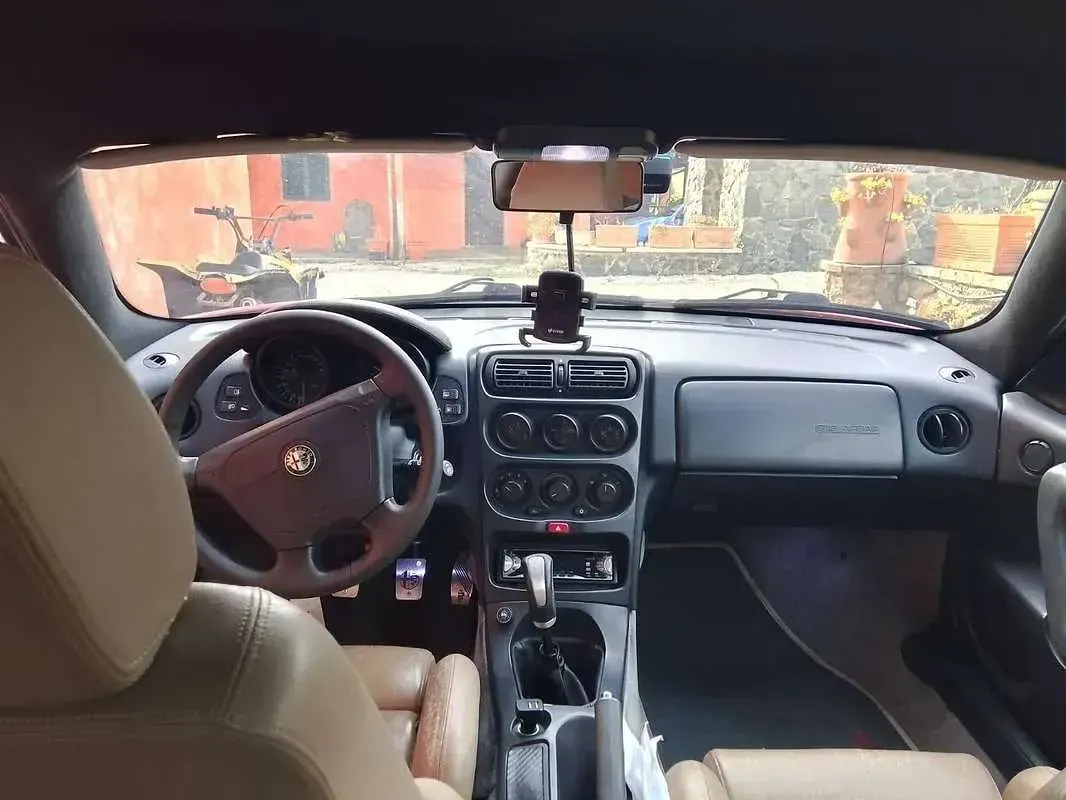 Usata Alfa Romeo GTV Lusso 150 CV (110 kW) 1995 Rosso Coupé