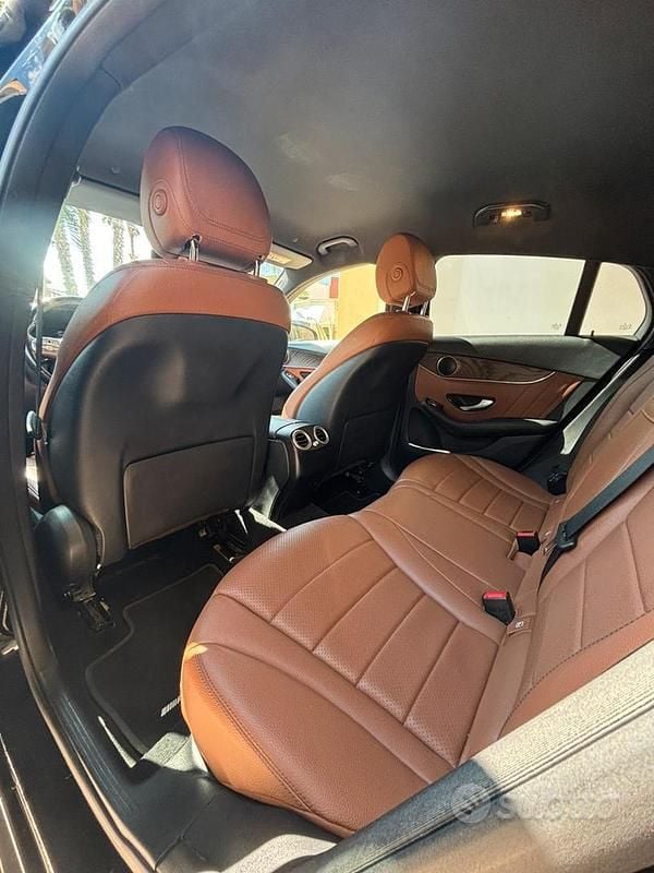 Usata Mercedes GLC220 Premium 194 CV (142 kW) 2021 Nero SUV