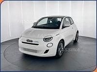 Neu Fiat 500 65 PS (47 kW) 2026 Weiß Kleinwagen
