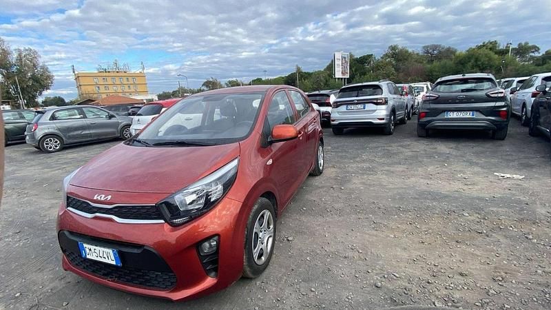 Rosso Usata 2023 Kia Picanto Urban Due volumi | 12.900 € (Buon prezzo) - Immagine 1/4