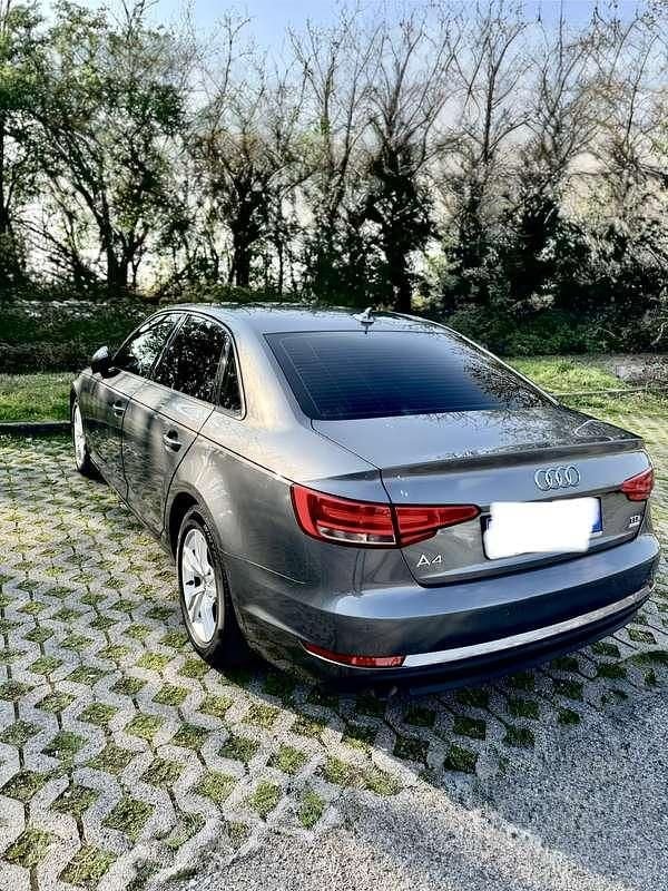 Usata Audi A4 Business 150 CV (110 kW) 2017 Berlina