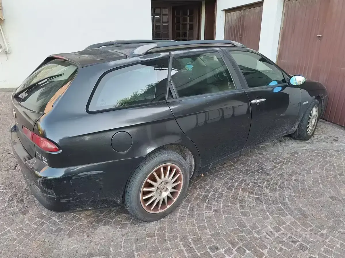 Usata Alfa Romeo 156 Distinctive 175 CV (128 kW) 2004 Station wagon