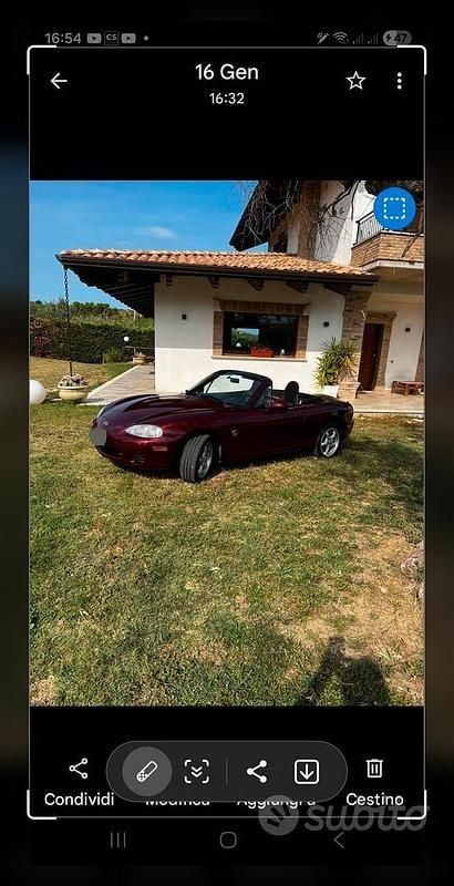 Rosso Usata 2004 Mazda MX5 Cabrio | 7900 € - Immagine 1/4