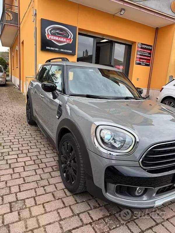 Usata Mini One D Countryman Hype 116 CV (85 kW) 2019 Grigio SUV