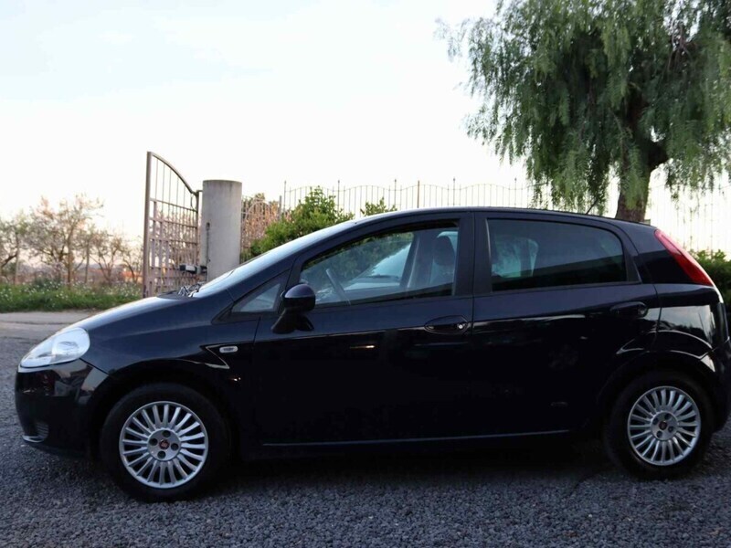 Usato 2008 Fiat Grande Punto 1.3 Benzin 65 CV (4.500 €)