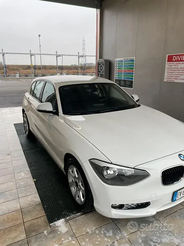 Usata BMW 120 184 CV (135 kW) 2014 Utilitaria